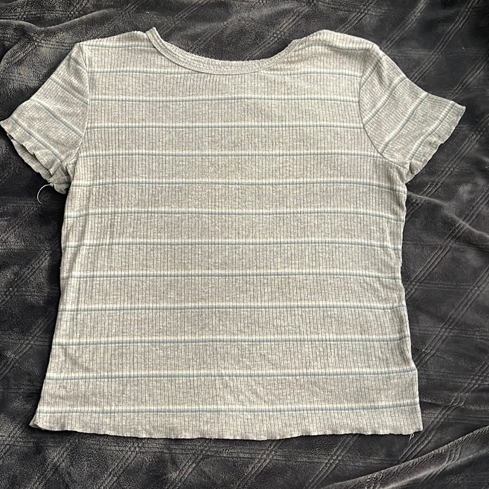 So shirt M grey, blue, and white stripes